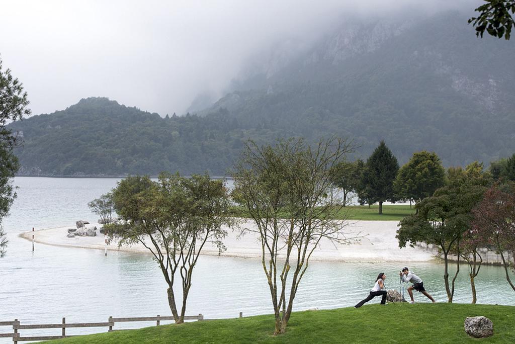 Lake&Nature Hotel Gloria Molveno Kültér fotó
