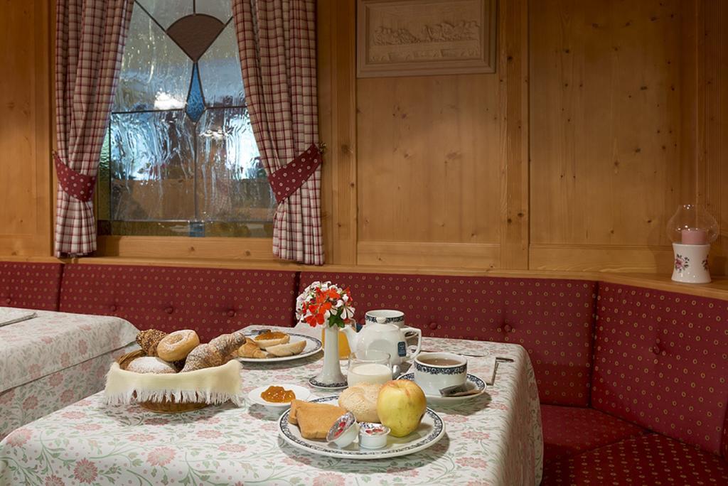Lake&Nature Hotel Gloria Molveno Kültér fotó